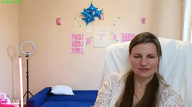 Mirabelle_Velvet – Live XXX-chat