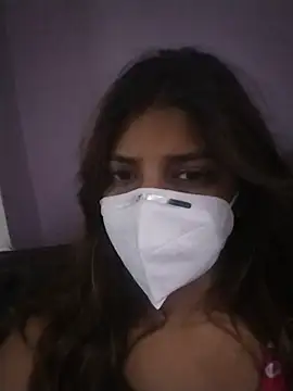 Lavanya09's Live XXX Chat