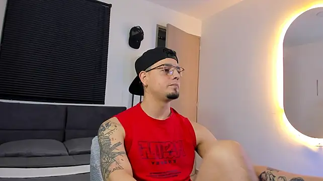 alejandro_calderon1 Live XXX-Chat