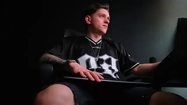 FelixStarkkn Live XXX chat