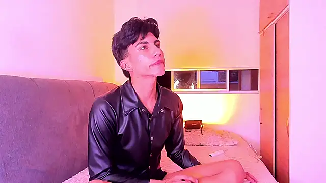 Erick_Velveth Chat XXX in diretta