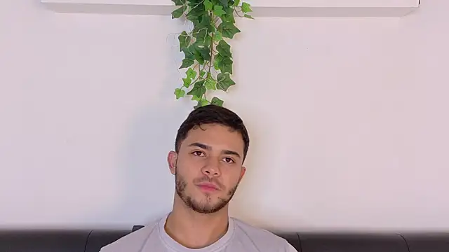 TylerWest_ Live XXX-Chat