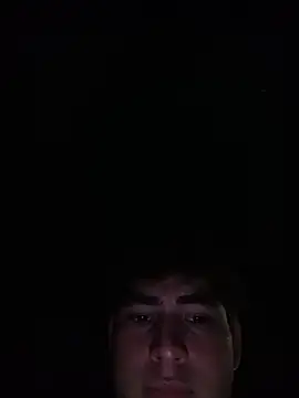 MenOnlyHot élő XXX-chatje