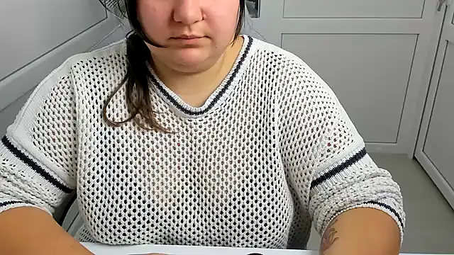 Živý XXX chat PhoenixFly
