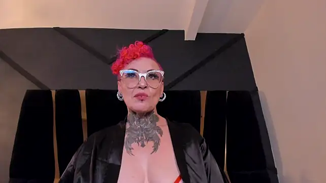 Chat XXX ao vivo de mistress_sandy