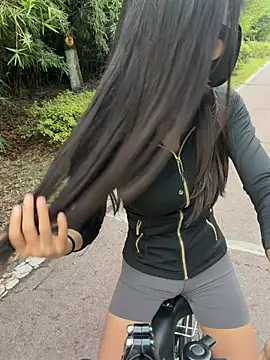 xiao-Lin – Naživo XXX chat