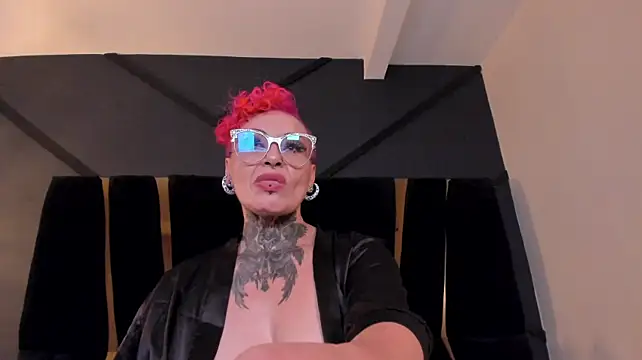 mistress_sandy: απευθείας συνομιλία ΧΧΧ