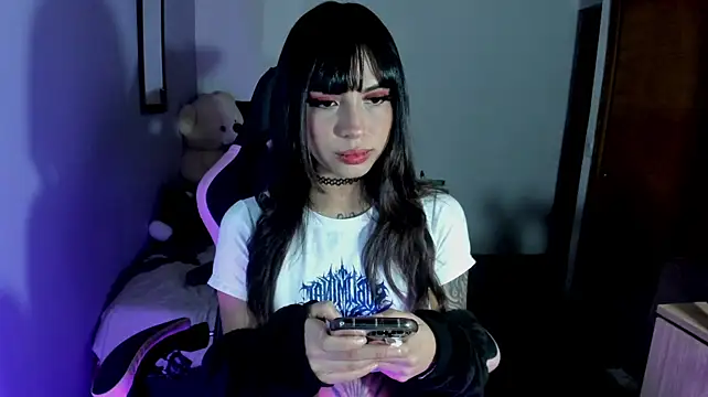 Chat XXX en directo de Ada_luna01