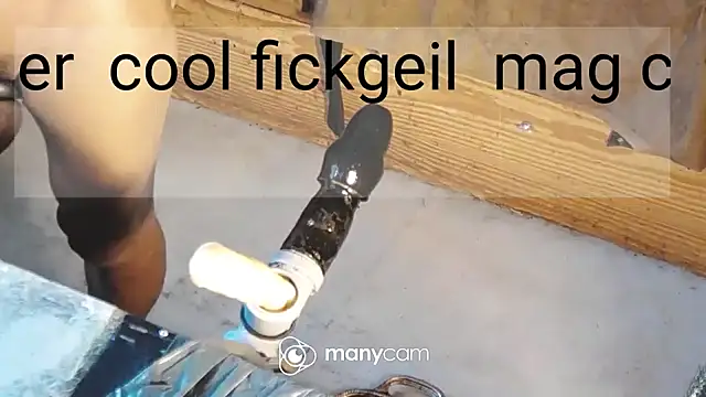 XXX chat uživo modela SunyoLive