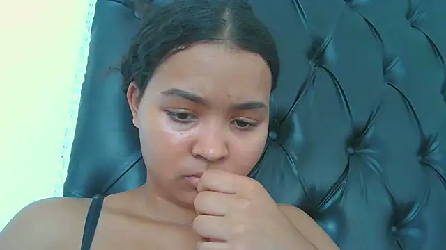 indianaphrodite1 Live XXX-Chat