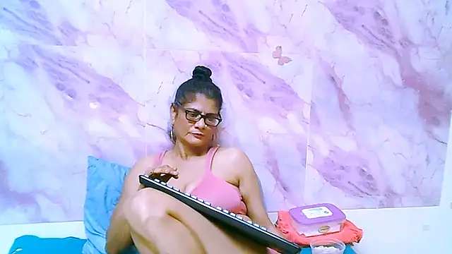 Chat XXX ao vivo de IndianAllure