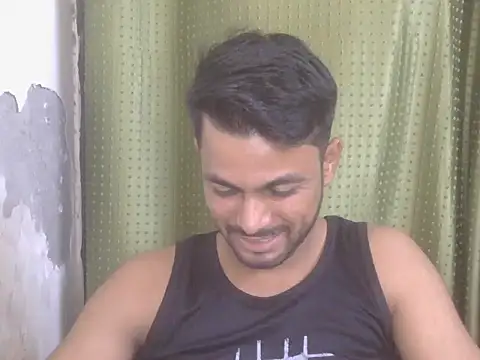 Czat XXX na żywo – Stubborndesiboy