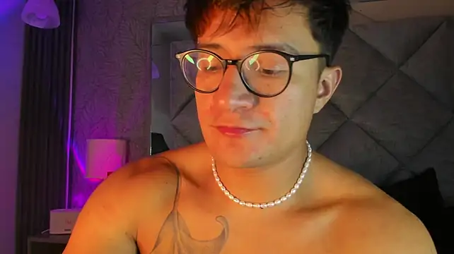 Hassbyd XXX чат на живо
