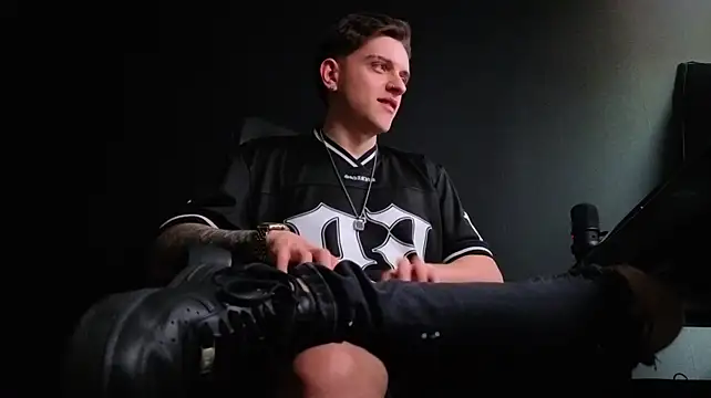 XXX chat uživo modela FelixStarkk
