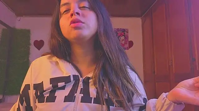 IsaBluee: απευθείας συνομιλία ΧΧΧ