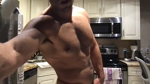 BigGuyMuscleのライブXXXチャット