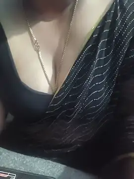 Živý XXX chat Saritha-09