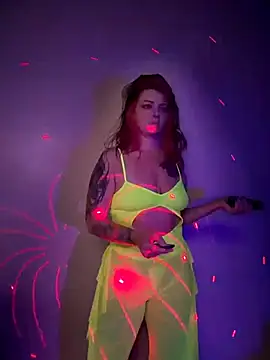 צ'אט XXX בשידור חי של MarlaFknSinger