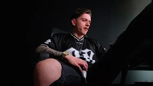 FelixStarkk Live XXX Chat