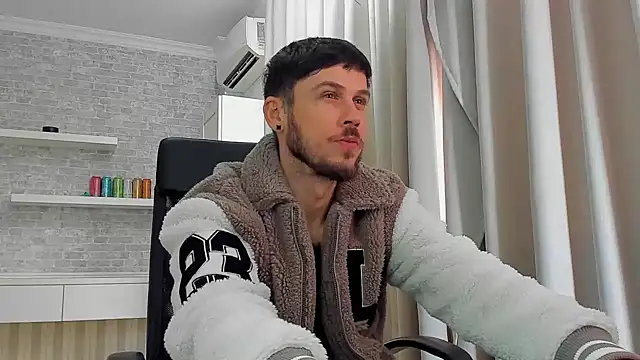 JonahShaw Live XXX-chat