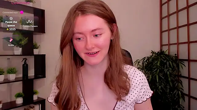 KateCuddle: απευθείας συνομιλία ΧΧΧ
