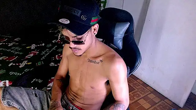 Chatroom XXX en direct de Angel_foxc13