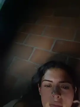 Chat +18 de diablitaxhot ao vivo