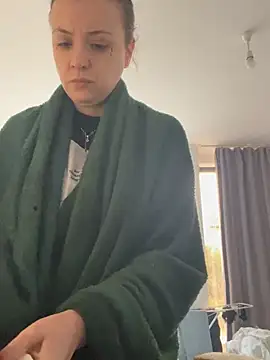 bunnythetailor live XXX chat
