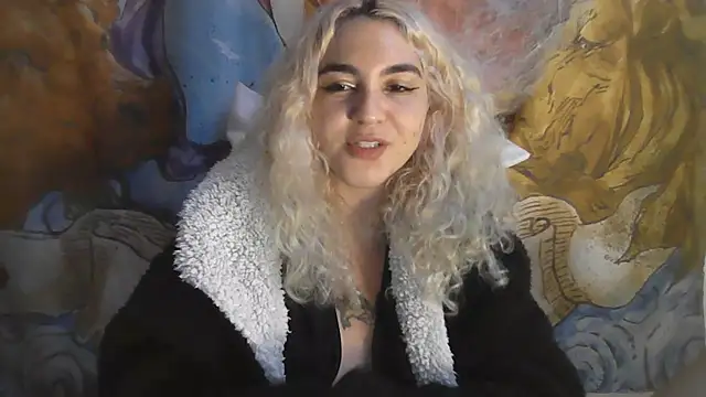 Apofenian Live XXX chat
