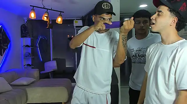 Chat XXX ao vivo de Houseofwarrios