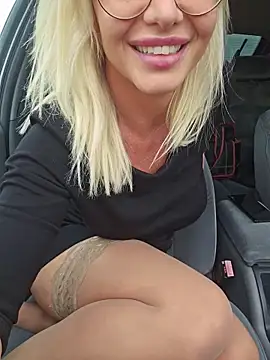 Chat +18 de Eleanor_Dream ao vivo