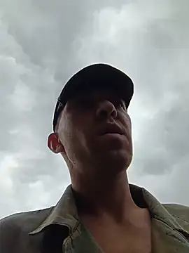 _uncle_Mitya-43_'s Live XXX Chat