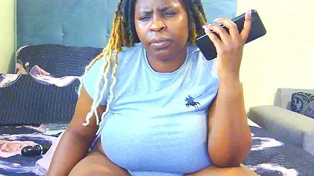 Chat XXX en directo de Black-Barbiexxc