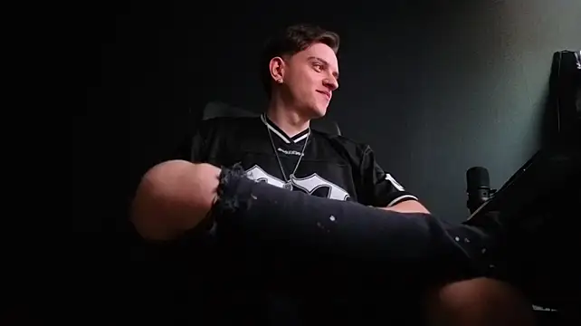 FelixStarkk's Live XXX Chat