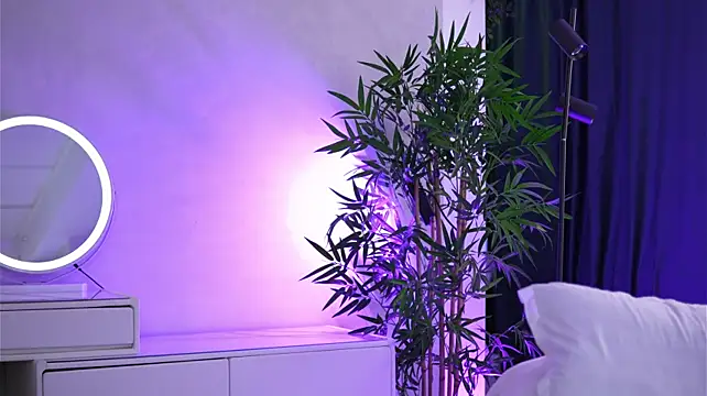 ArtTeasee's Live XXX Chat