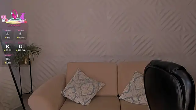 MaddisonLowe Chat XXX in diretta