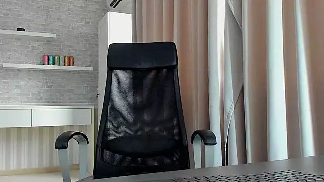 Chat +18 de JonahShaw ao vivo