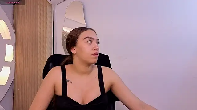 Chat +18 de ritzabeth_daniel ao vivo