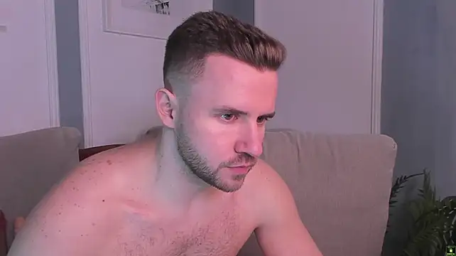 EnriqueBarberry Live XXX Chat