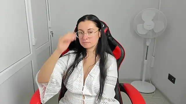 Chat +18 de ChloeVibee ao vivo