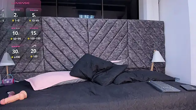 DemonFoxx 即時 XXX 聊天
