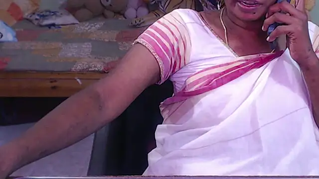 Novapol11 লাইভ XXX চ্যাট