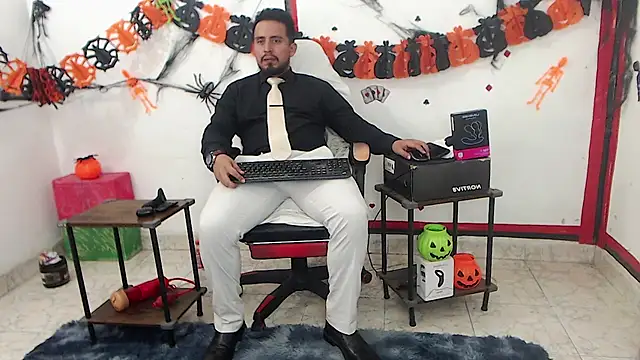 Chat XXX en directo de KalethBigDick