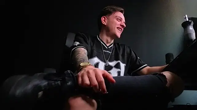 FelixStarkk 现场XXX聊天