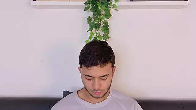 Chat +18 de TylerWest_ ao vivo