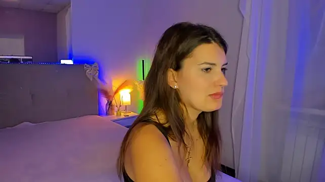 Laura_Leee XXX чат на живо