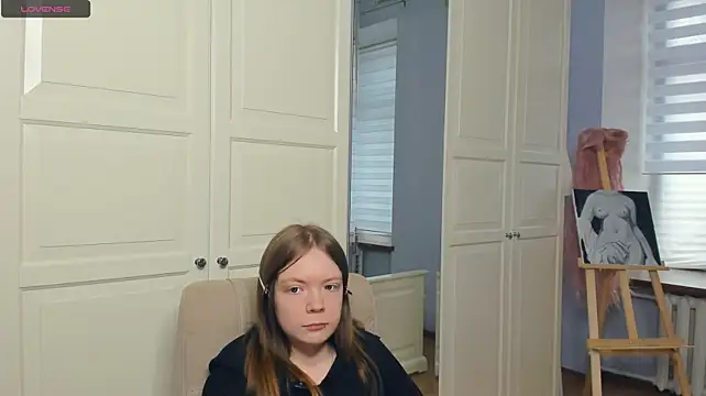 Chat XXX en directo de LavenderMitten