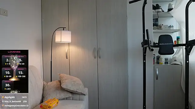 Paradise_boy__ Chat XXX live