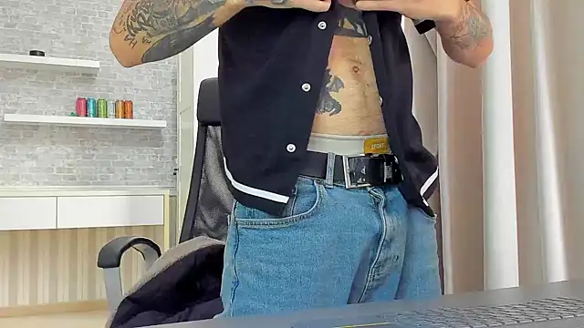 Chatroom XXX en direct de JonahShaw