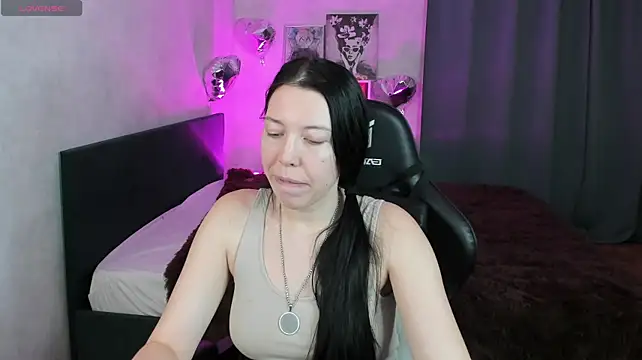 elen_xx's Live XXX Chat